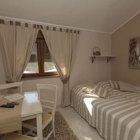 Guest House Navetta Fažana Esterno foto